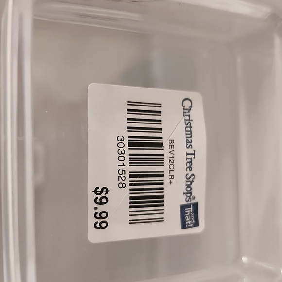 NWT 1.5 Gallon Stackable Beverage Dispenser and Colorful Ice Cube Trays - Picture 15 of 16
